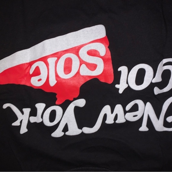 NWT GOT SOLE NY tee shirt size large small black puff print unisex big apple - Picture 8 of 9